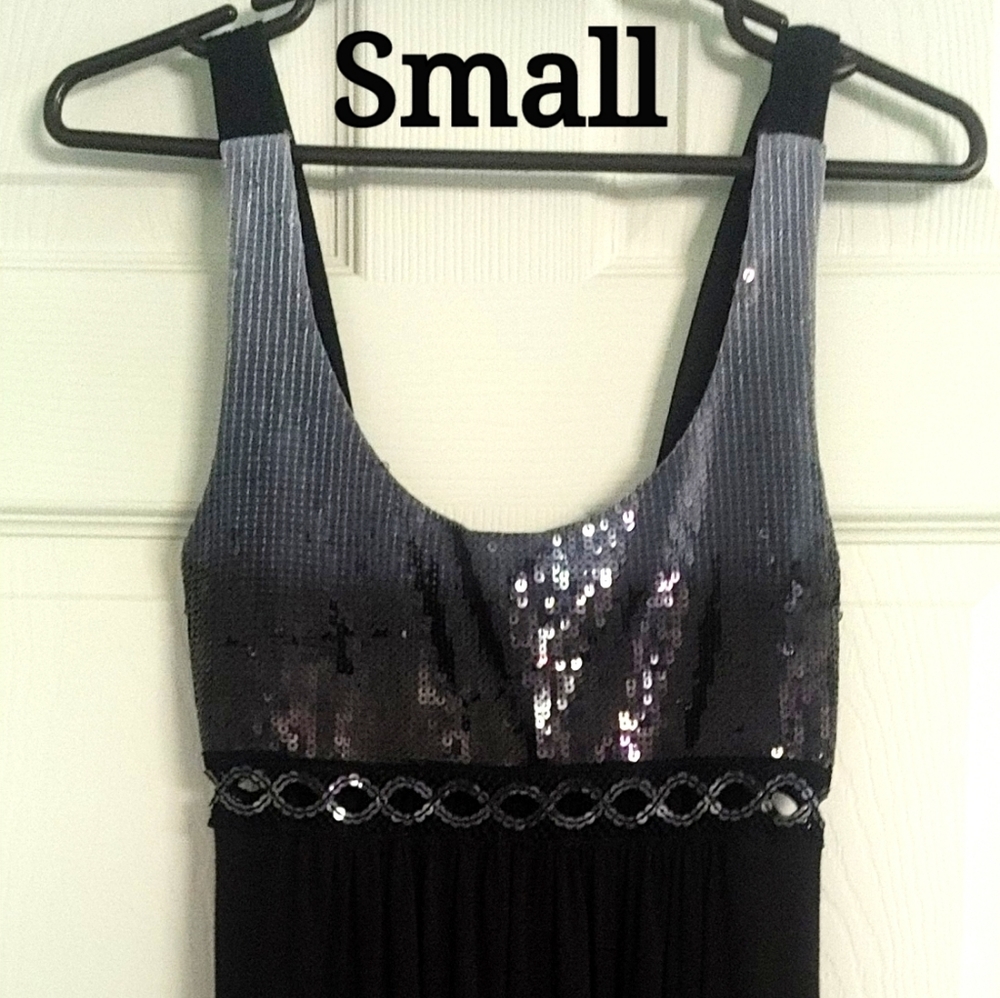 Black Dess,~ Sequence top~ Small